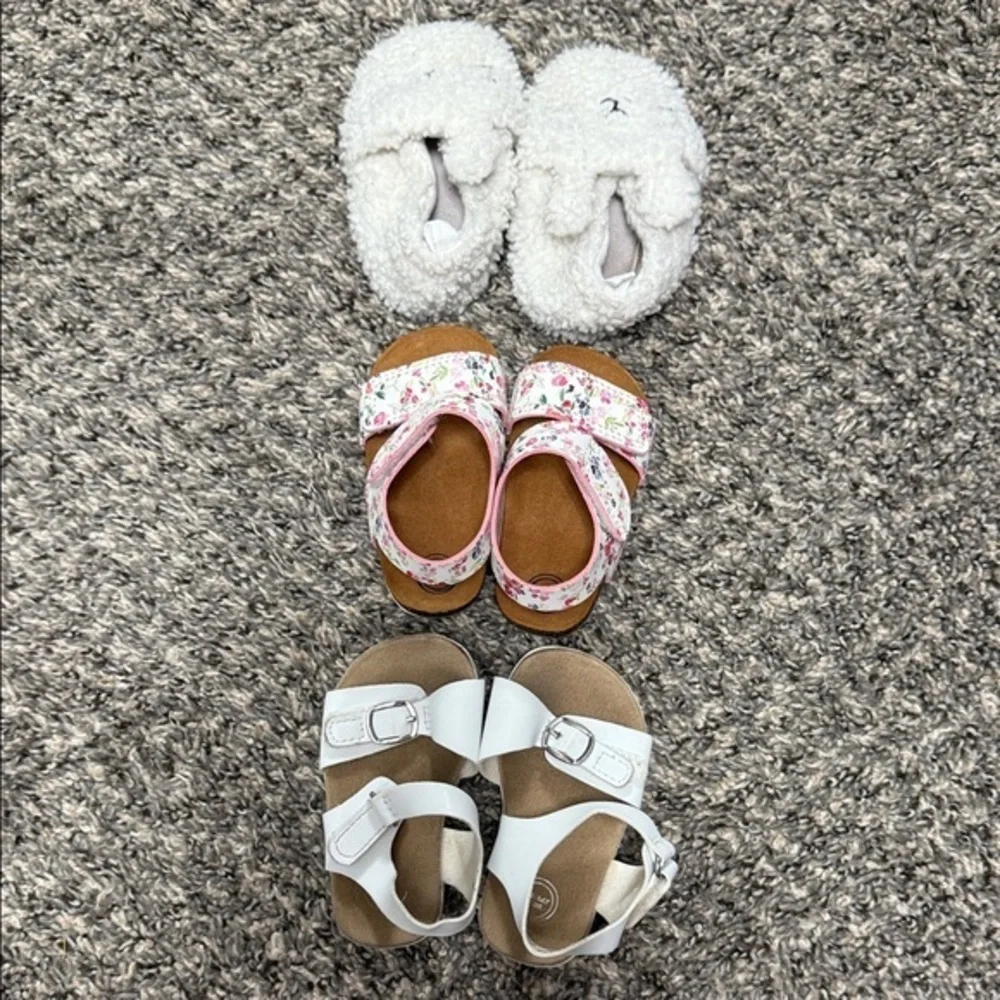 White and Floral Kids Sandals baby size 3
